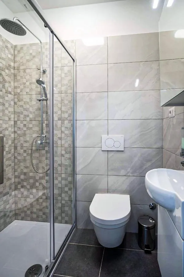 Seafront 2-Bedroom Apartment Nika - Rabac