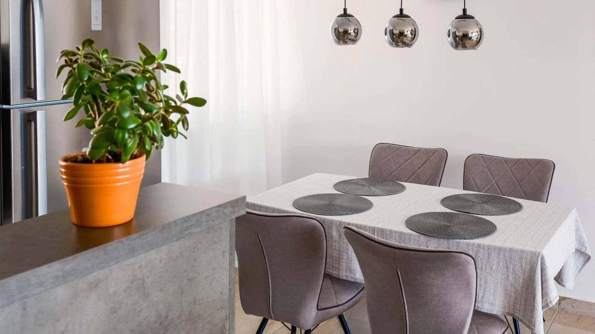 Seafront 2-Bedroom Apartment Nika - Rabac 0*,  Croatia